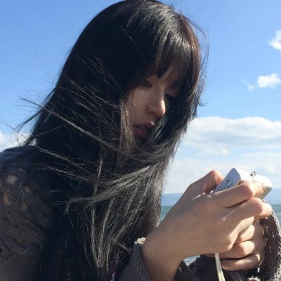 十二三十岁海报