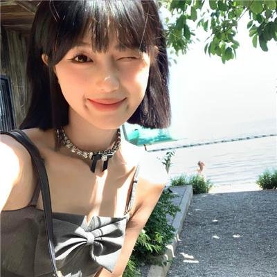 风流访员海报