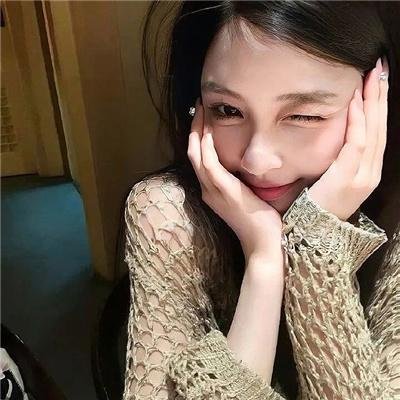 阴暗浮沉鸭海报